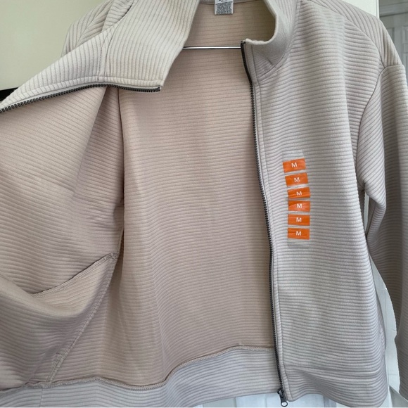 RBX Women's Athletic Jacket - Picture 5 of 7